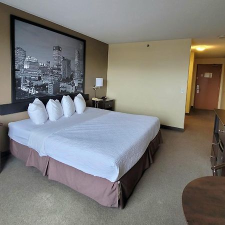 ซูเปอร์ 8 บาย วินด์แฮม แบร์รี Hotel ภายนอก รูปภาพ