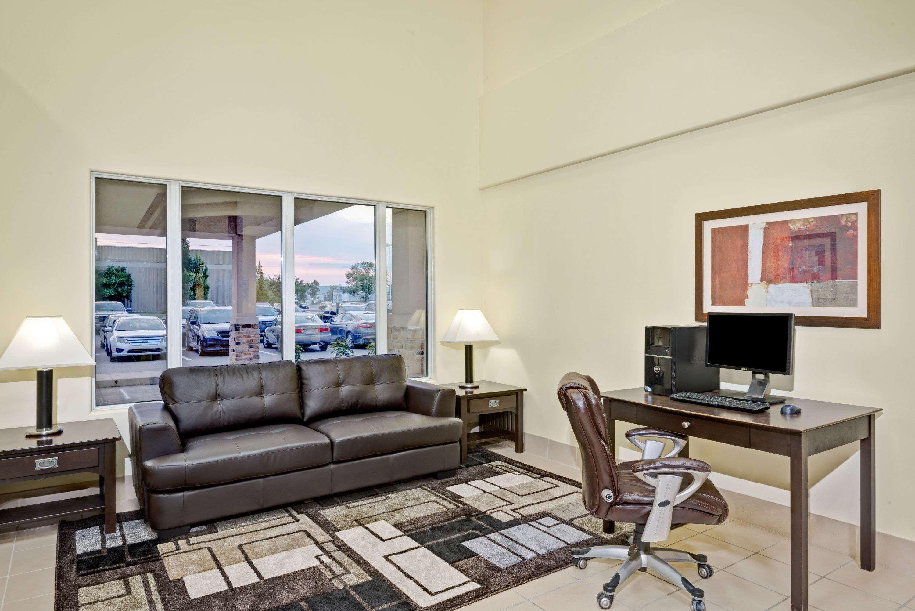 ซูเปอร์ 8 บาย วินด์แฮม แบร์รี Hotel ภายนอก รูปภาพ