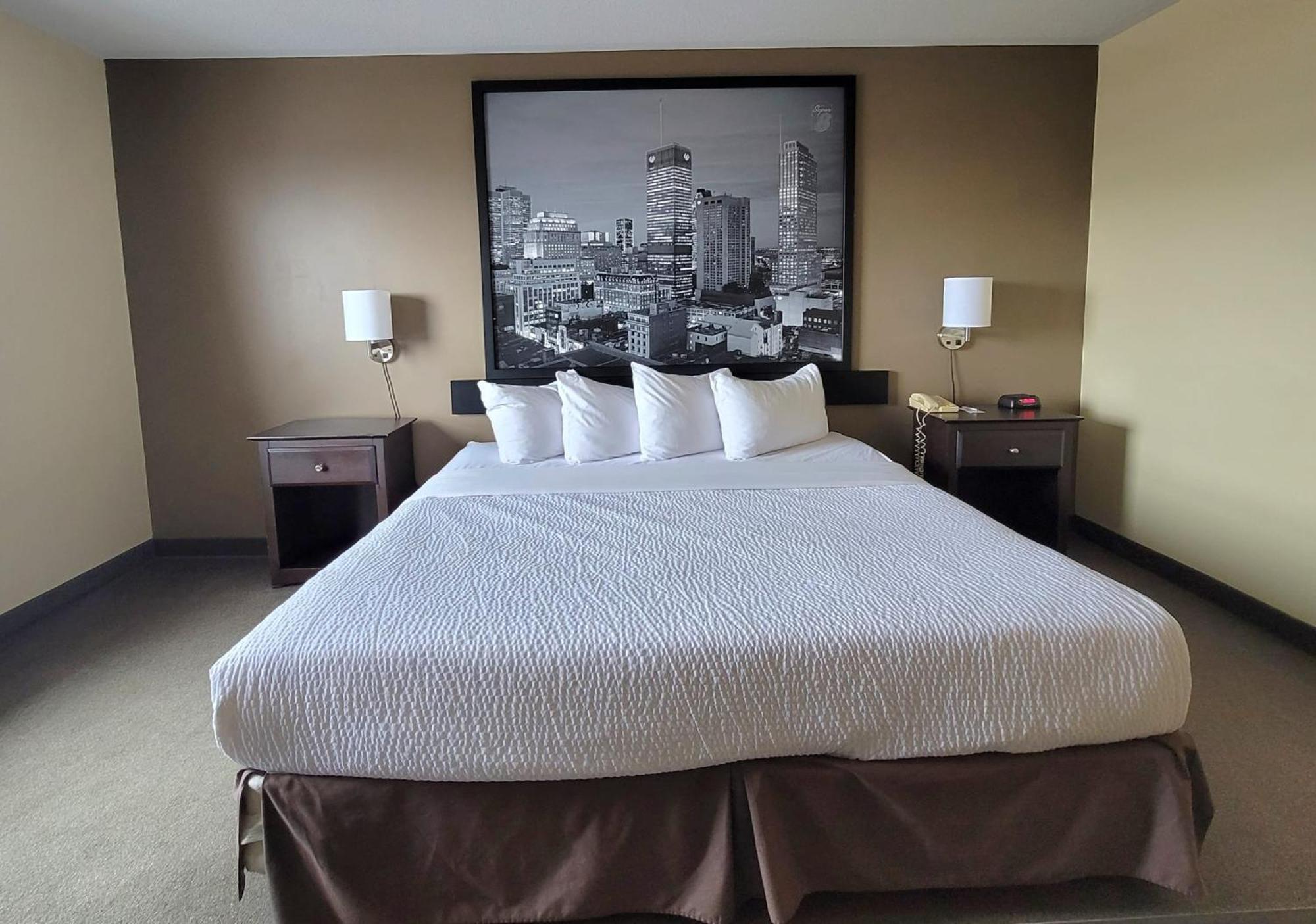 ซูเปอร์ 8 บาย วินด์แฮม แบร์รี Hotel ภายนอก รูปภาพ