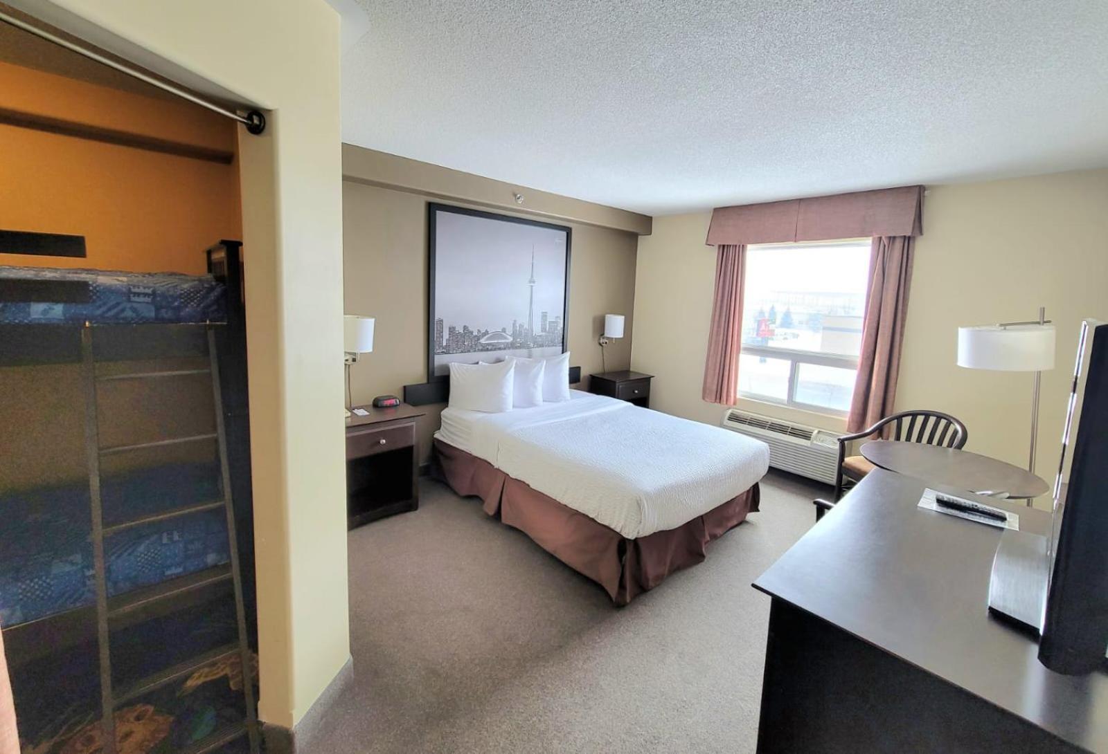 ซูเปอร์ 8 บาย วินด์แฮม แบร์รี Hotel ภายนอก รูปภาพ