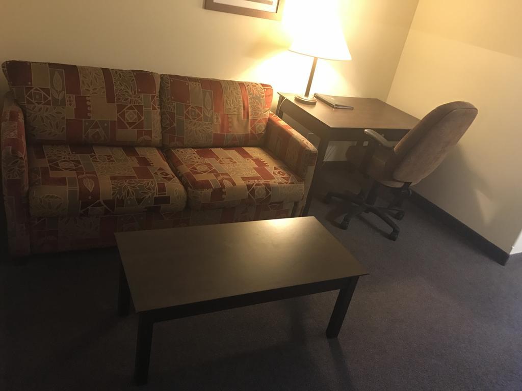 ซูเปอร์ 8 บาย วินด์แฮม แบร์รี Hotel ภายนอก รูปภาพ